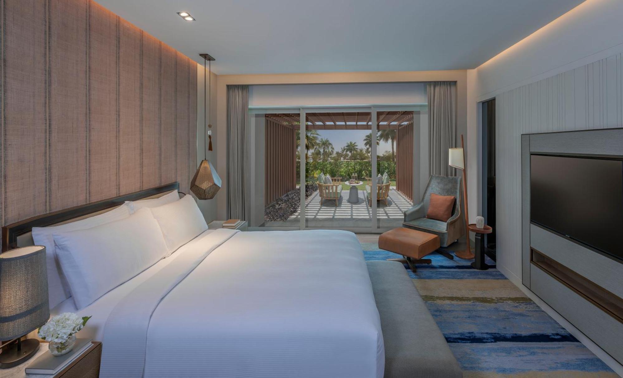 One-Bedroom King Suite Terrace Club Access