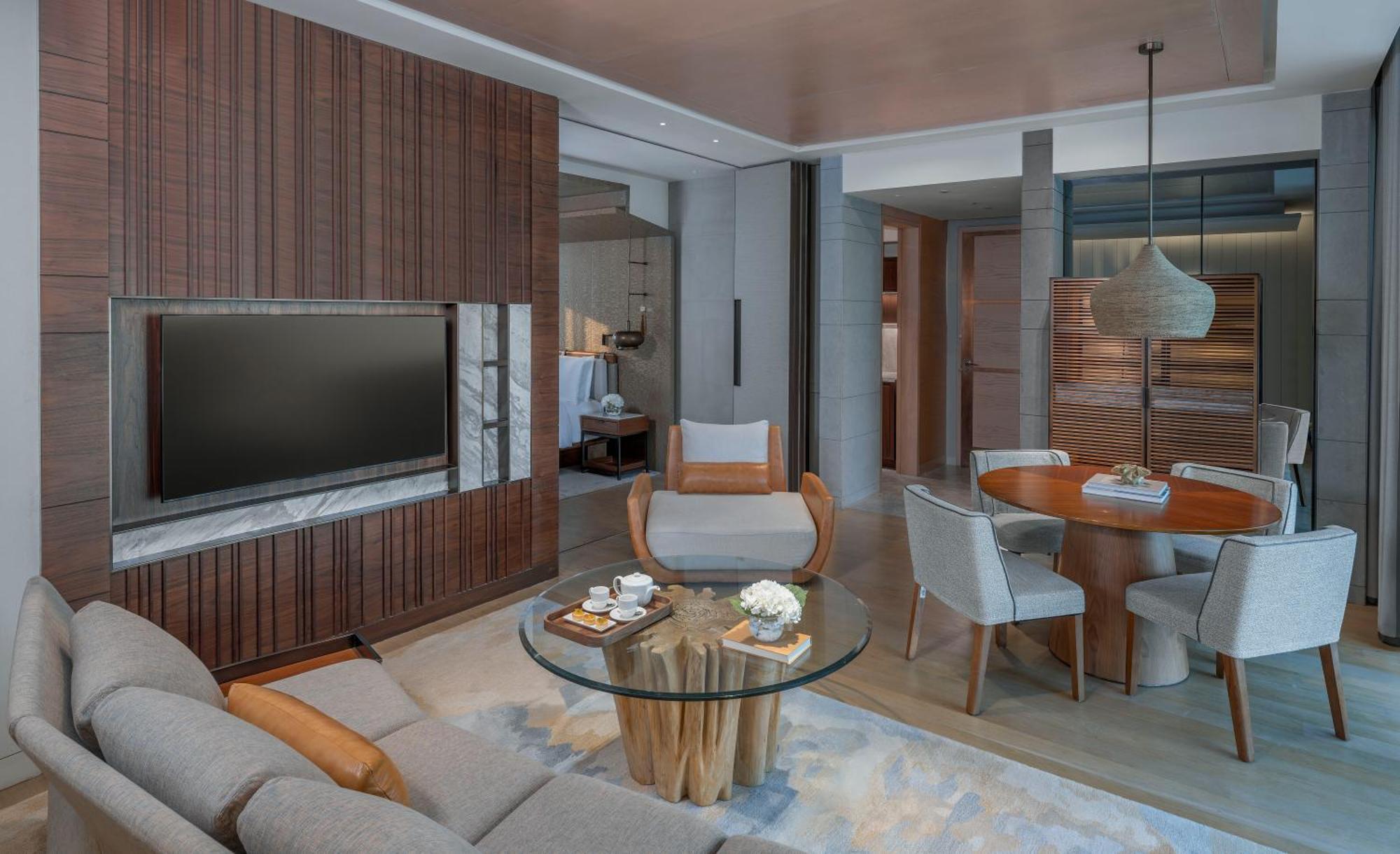 One-Bedroom Seafront Villa Club Lounge Access